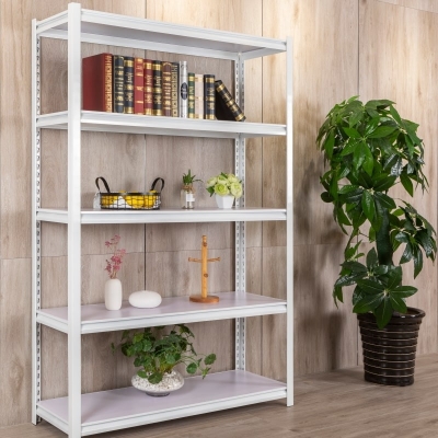 white boltless metal shelving